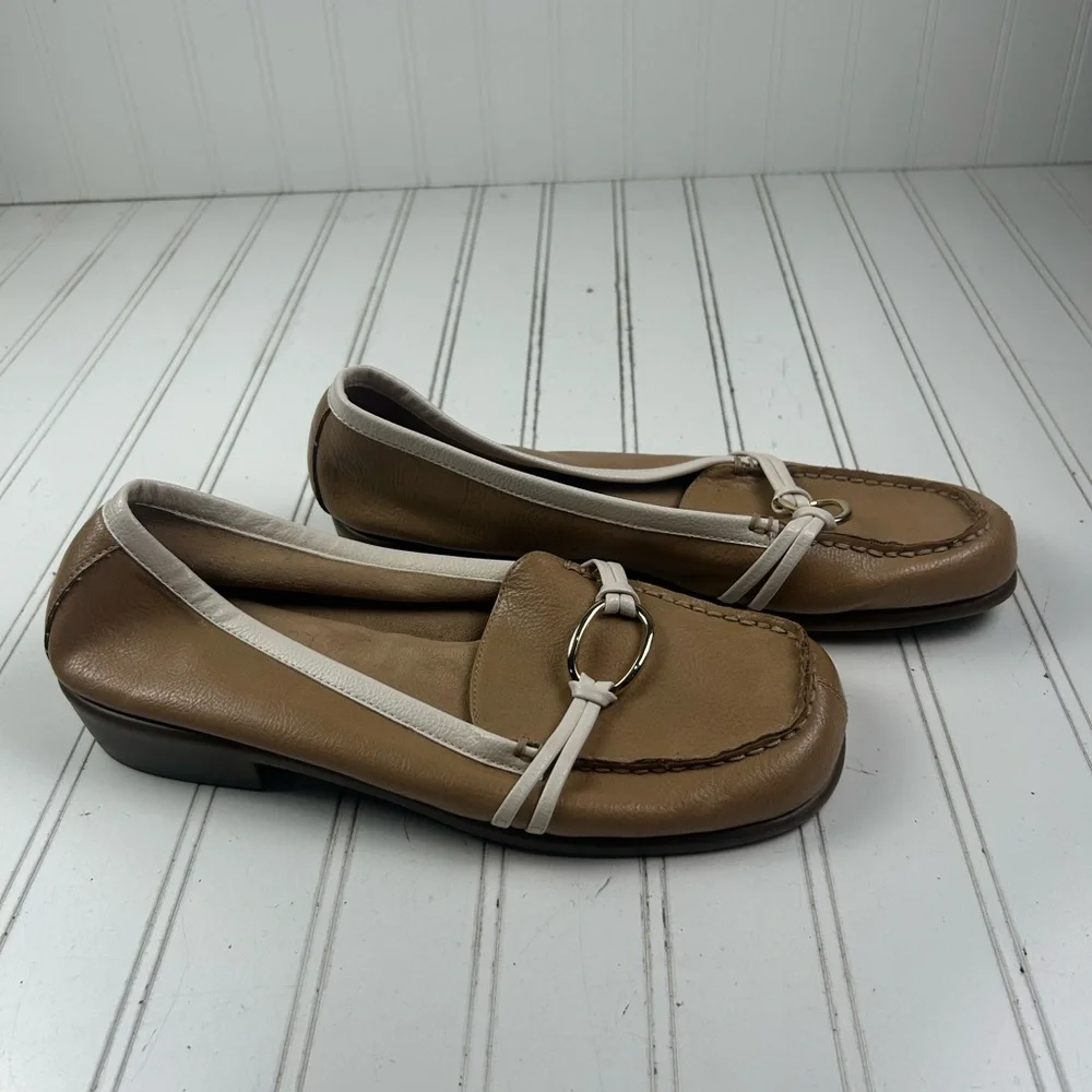 Aerosoles Beige Silver Dubious Slip-on Loafers Womenโs Size 11M - Picture 3 of 11